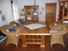 Ansicht des Wohnzimmers in der Ferienwohnung in Ferch